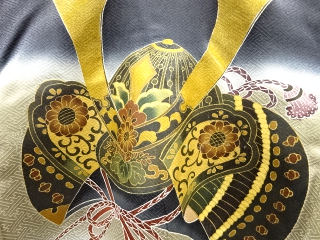 アンティーク　兜模様紋付男児着物